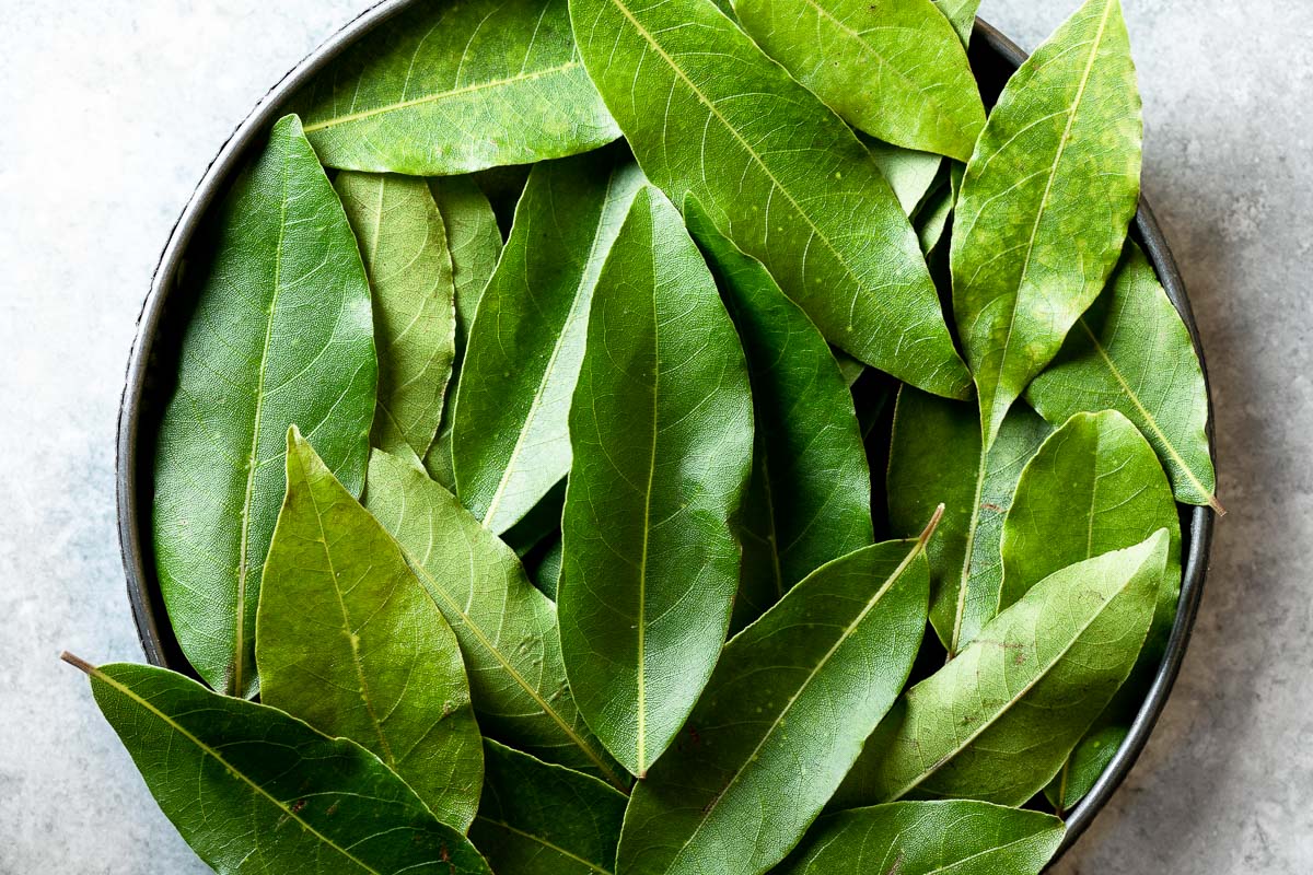 The Best Alternatives to Bay Leaves for Amazing Flavor